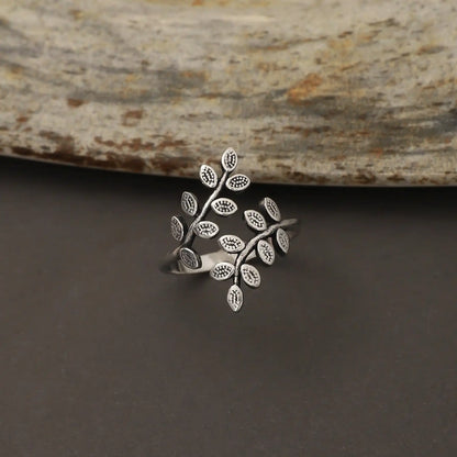 Silver Leaf Ring